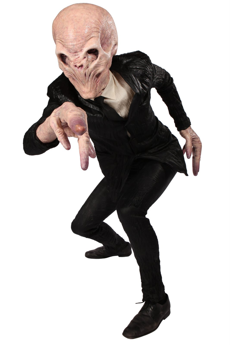 Illustration for article titled Doctor Who Season Finale Pictures
